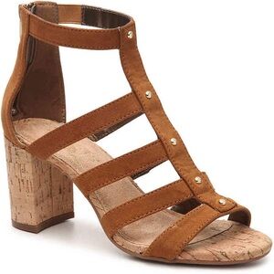 AEROSOLES HeelRest Tan Strappy Zip Sandals